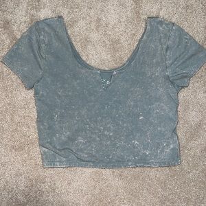 Aeoropostale V-neck crop top